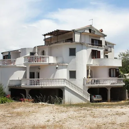 Studio Jezera 5120a Apartman *