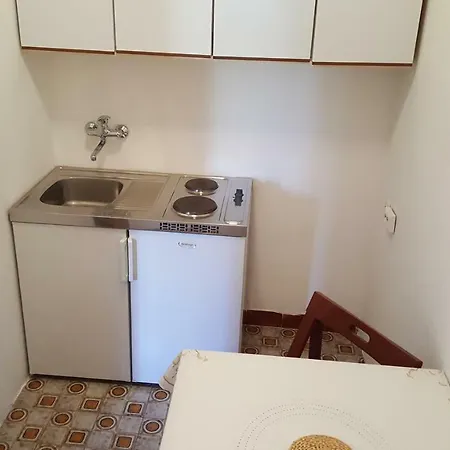 Studio Jezera 5120a Apartman Tisno